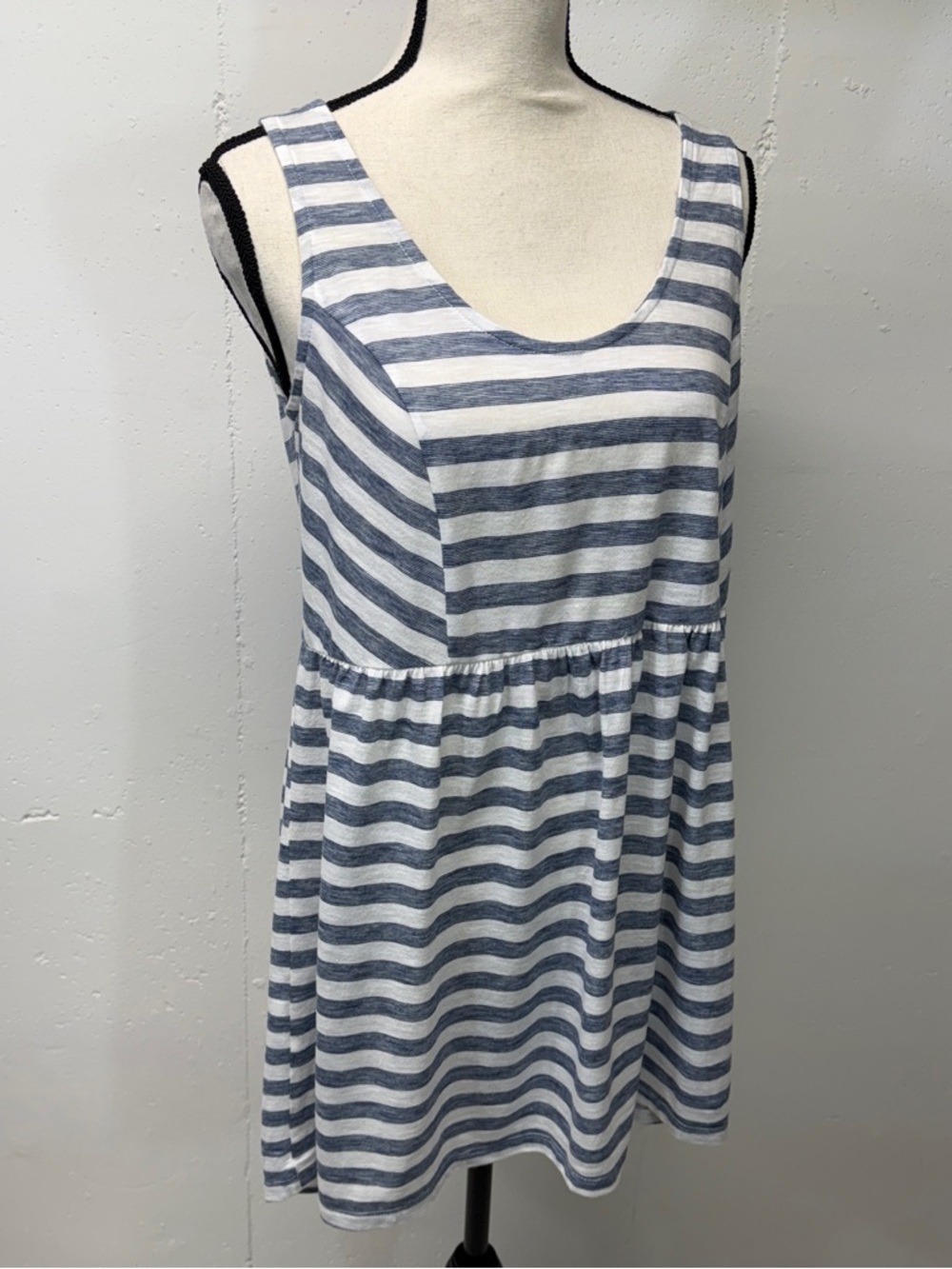 Striped Sleeveless Swing Tank tunic- Blue & White stripes maternity - Picture 2 of 9